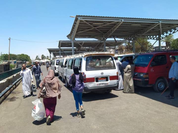 الهدوء يسيطر على مواقف أسيوط