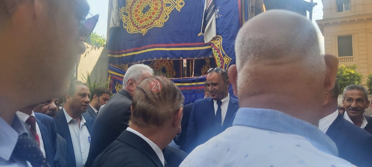 النقيب سامح عاشور المرشح