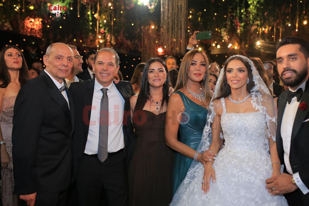 نجوم الفن في حفل زفاف ابنة المنتج عصام إمام شقيق الزعيم (9)