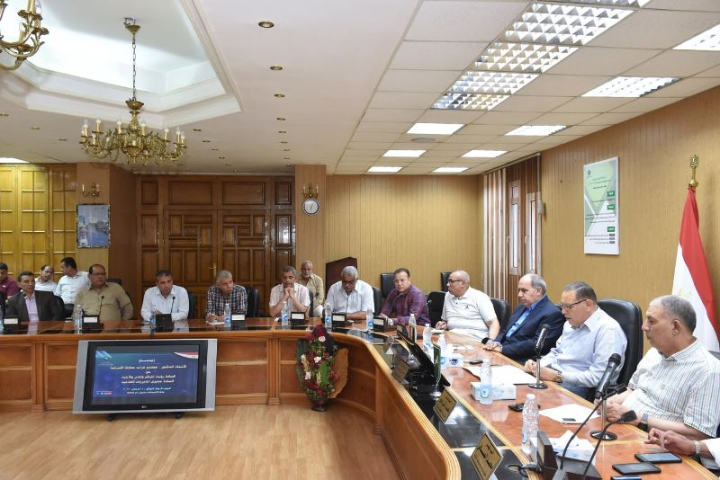 اجتماع المجلس التنفيذي بالشرقية 01