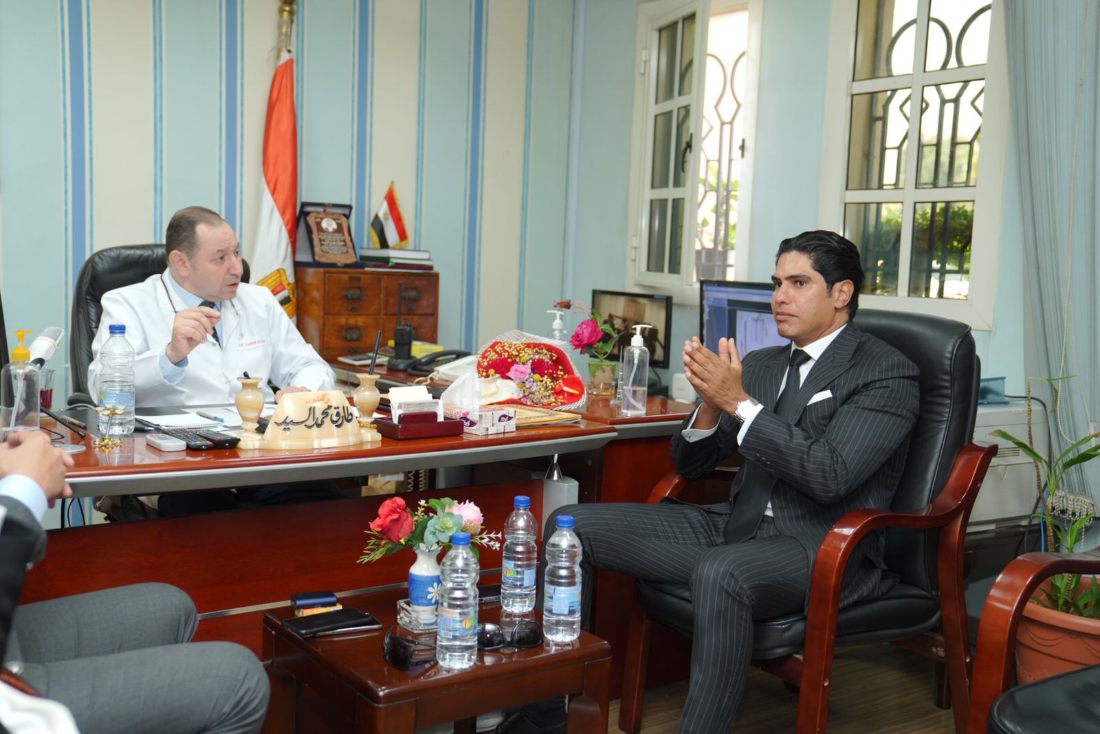 زيارة الوفد لمستشفى العجوزة (7)