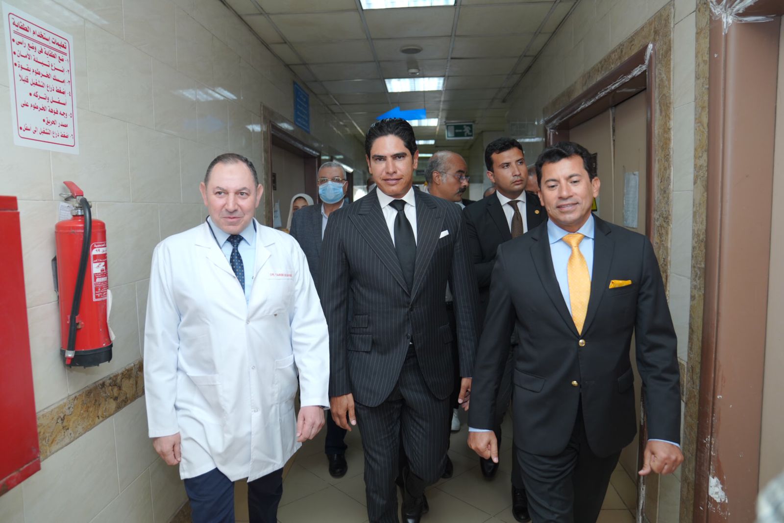 زيارة الوفد لمستشفى العجوزة (3)