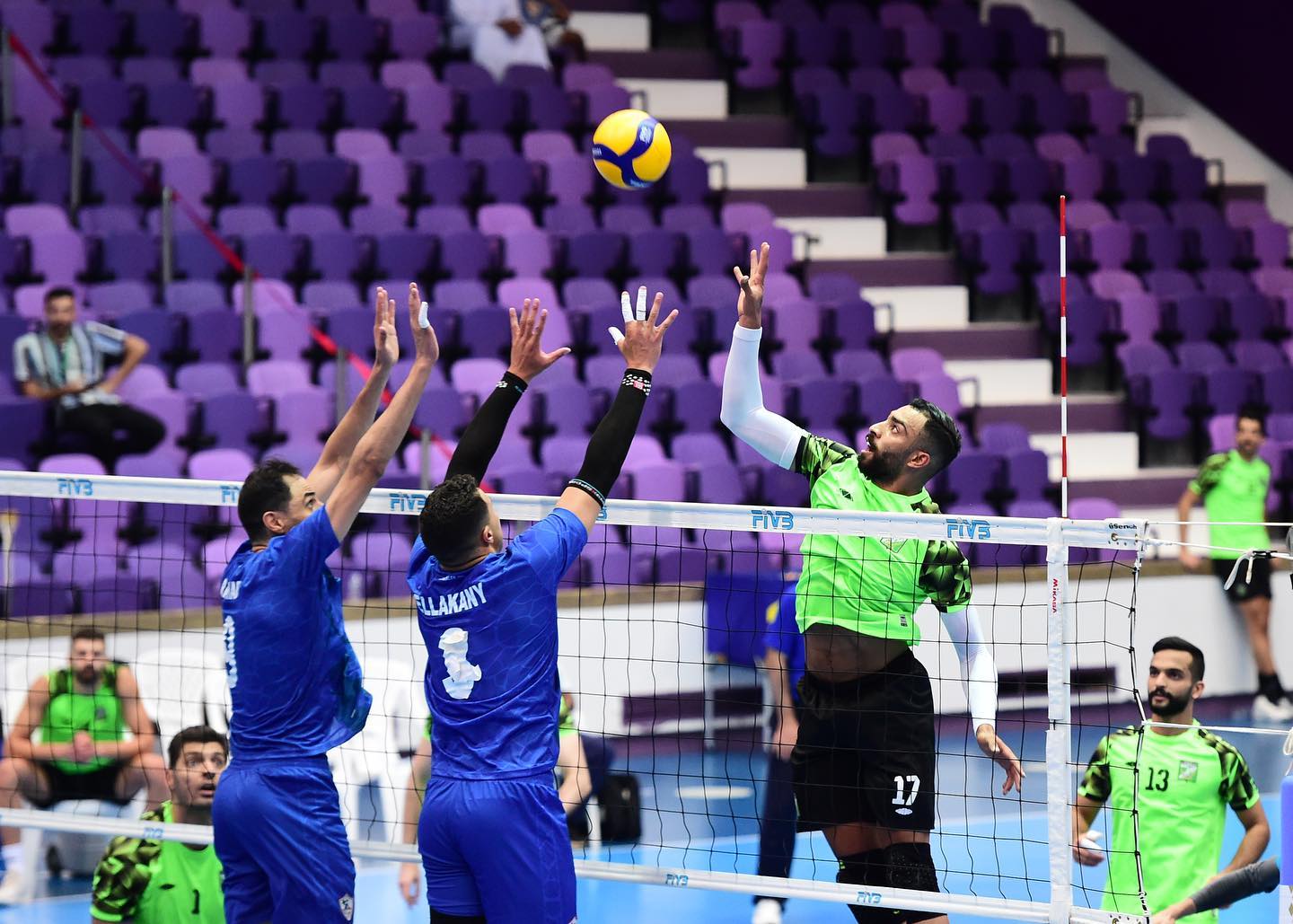 الزمالك والعربي الكويتي - كرة طائرة (5)