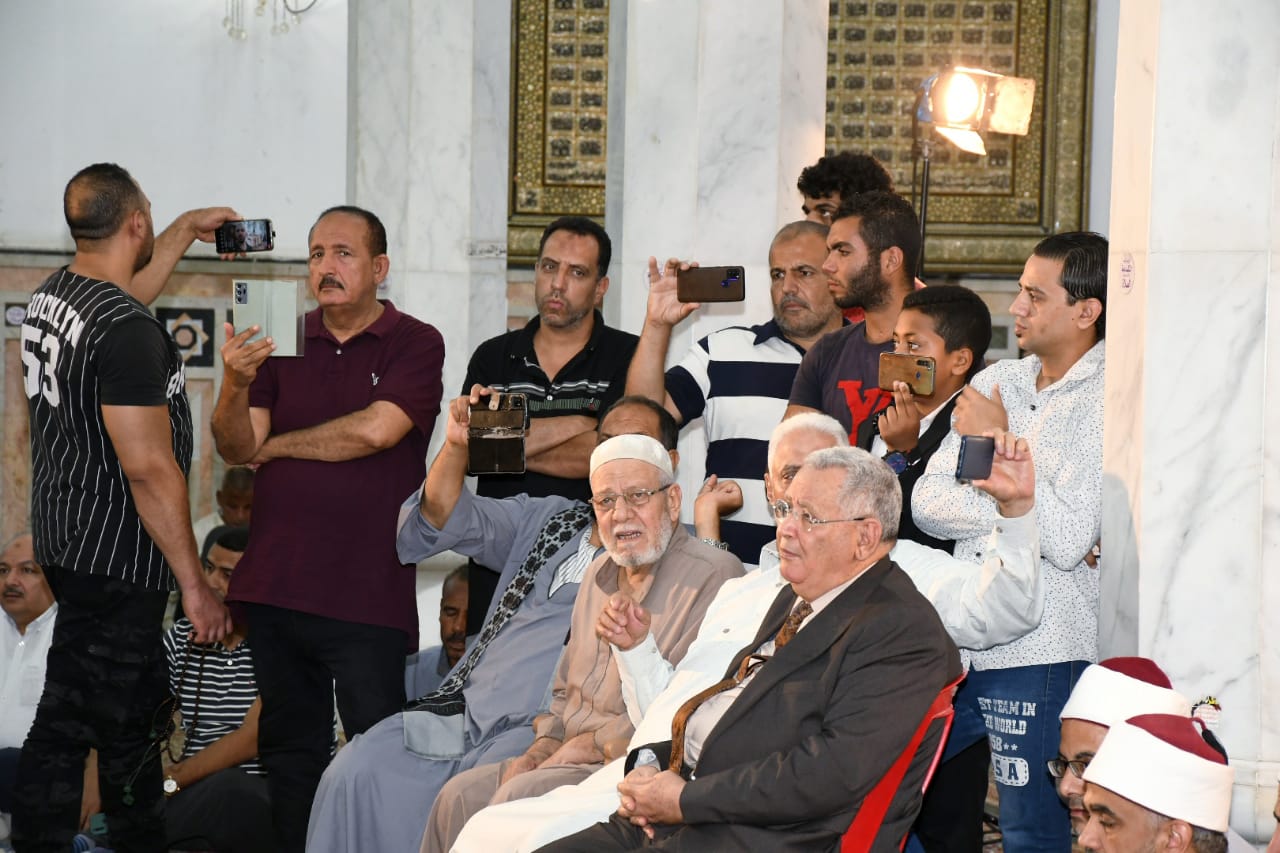 أمسية من مسجد السيدة نفيسة