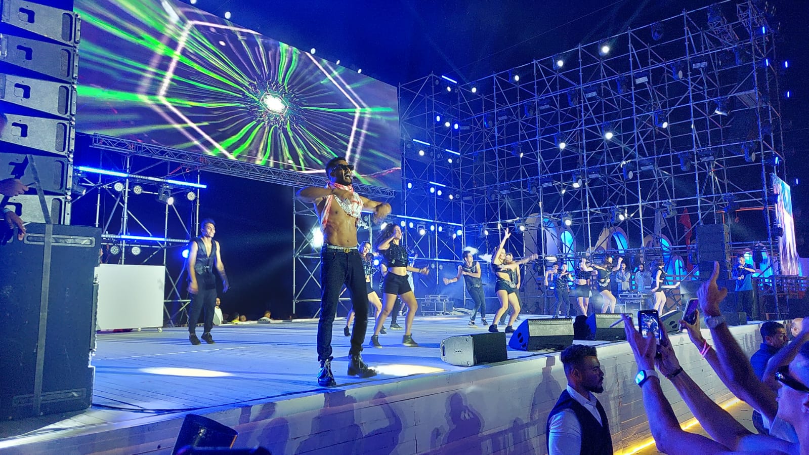 حفل محمد رمضان في العلمين (6)