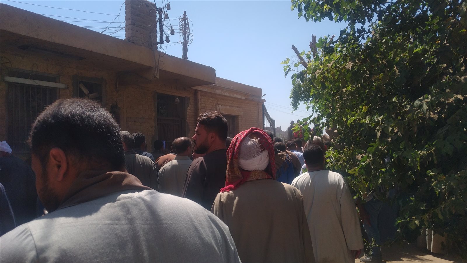 تشييع جثامين ضحايا حادث انهيار حائط منزل بأسيوط- تصوير إيمان سمير 