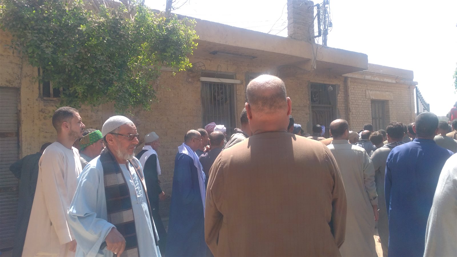 تشييع جثامين ضحايا حادث انهيار حائط منزل بأسيوط- تصوير إيمان سمير 