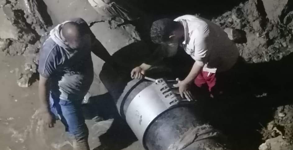 أعمال إصلاح خط مياه الشرب بالفيوم 