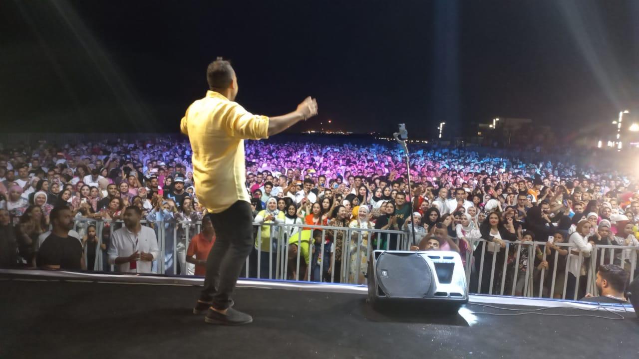 حفل محمد عدوية في بورسعيد (4)