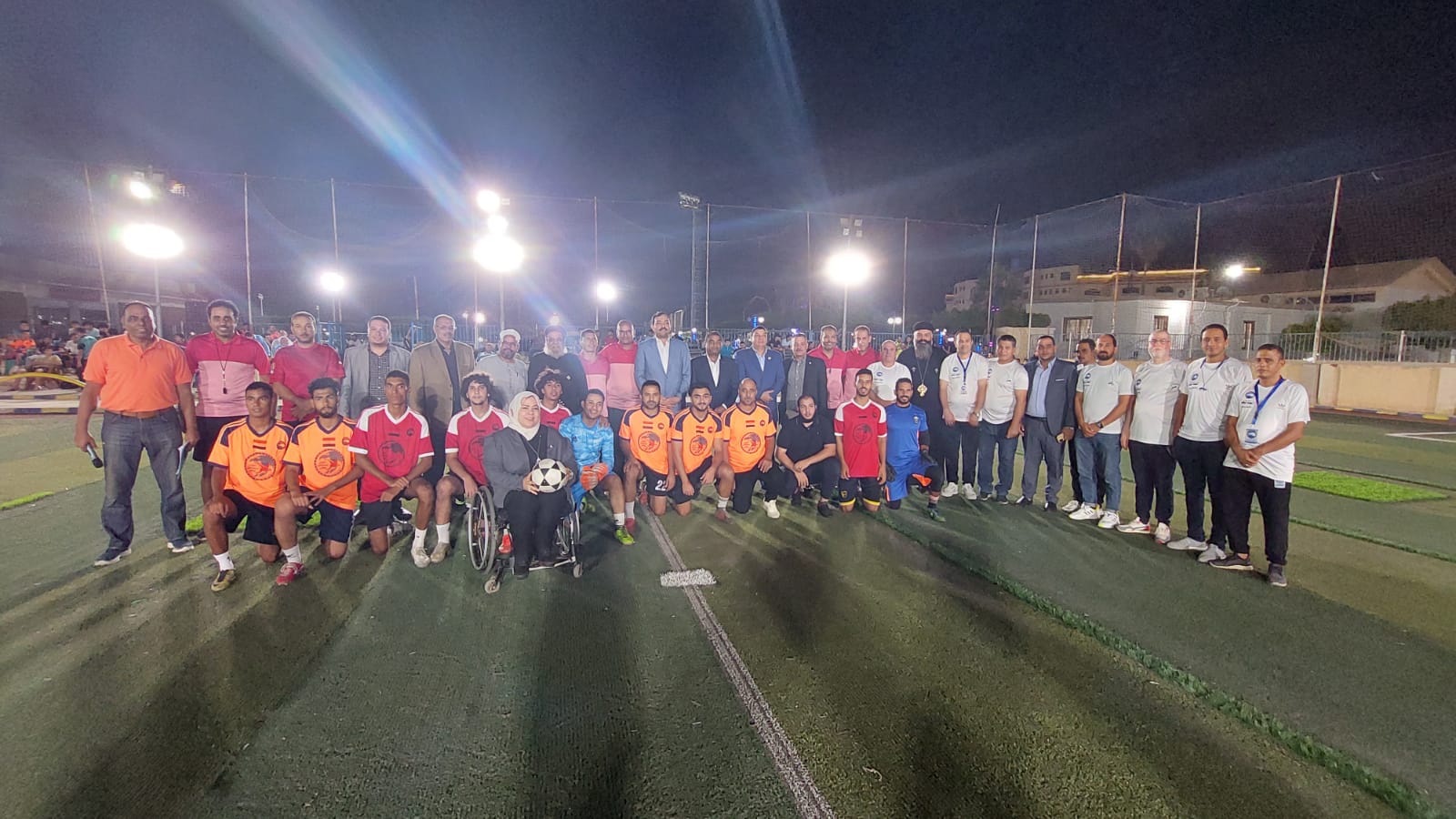 سيدة من ذوي الهمم تركل ركلة البداية 03