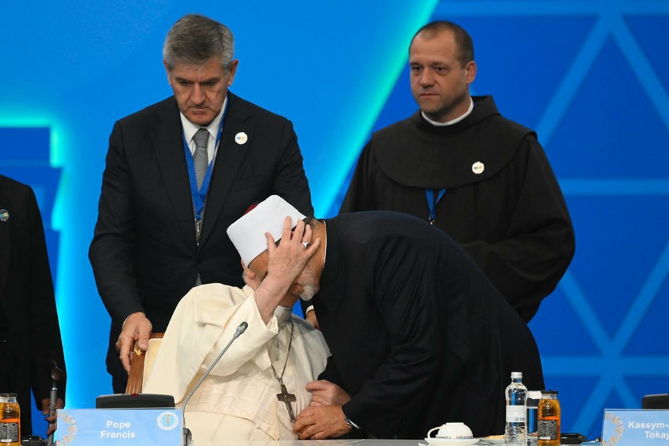  شيخ الأزهر والبابا فرنسيس