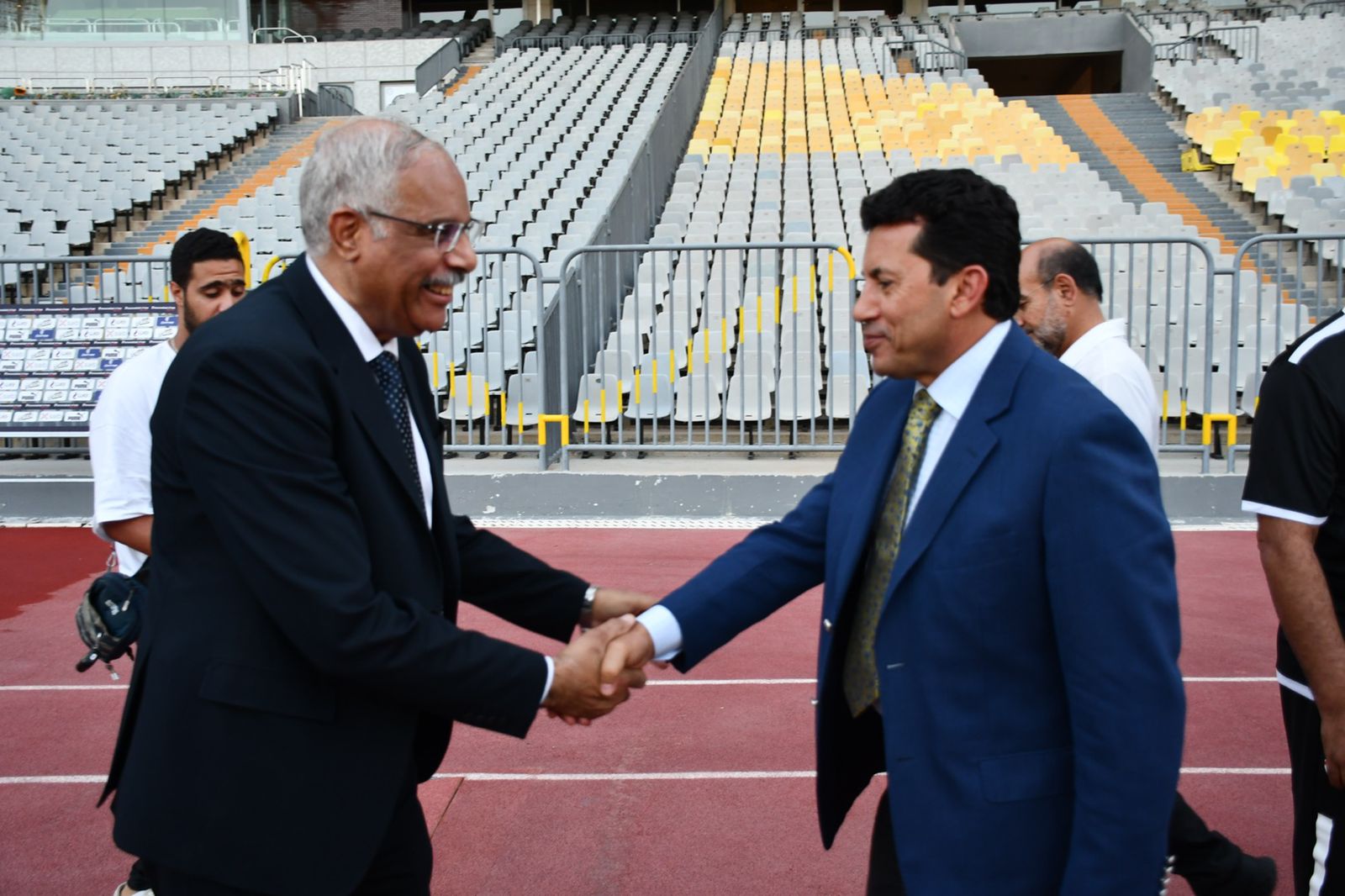 وزير الشباب والرياضة يزور منتخب مصر (2)