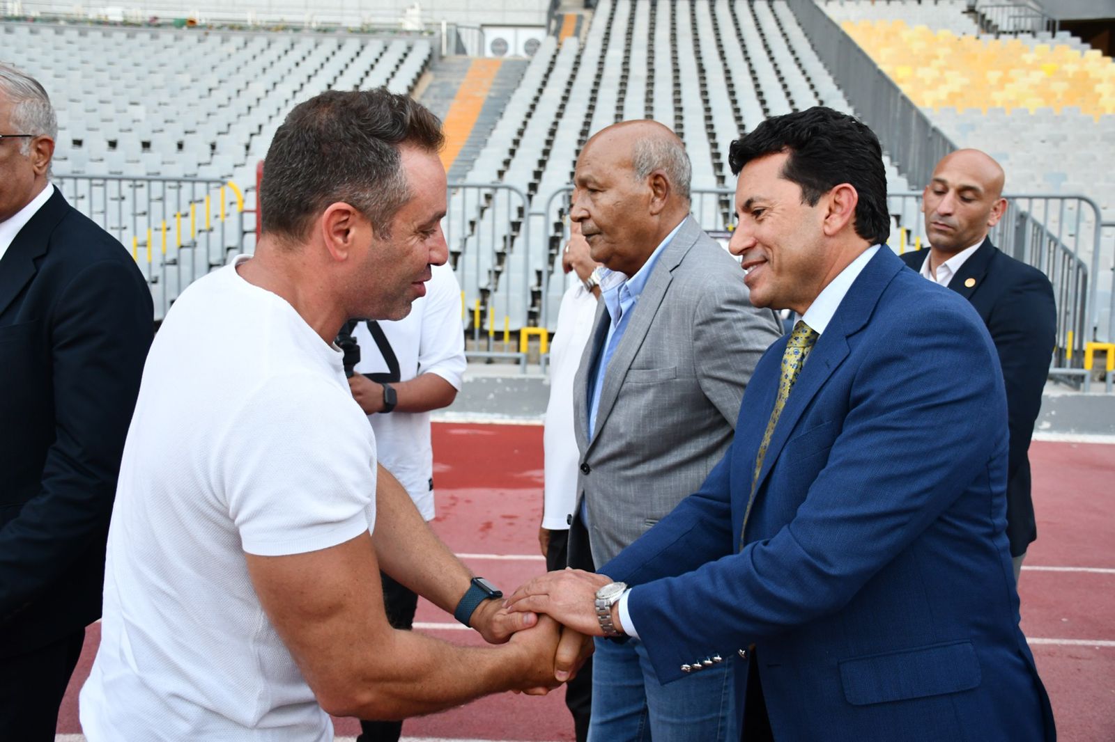 وزير الشباب والرياضة يزور منتخب مصر (8)