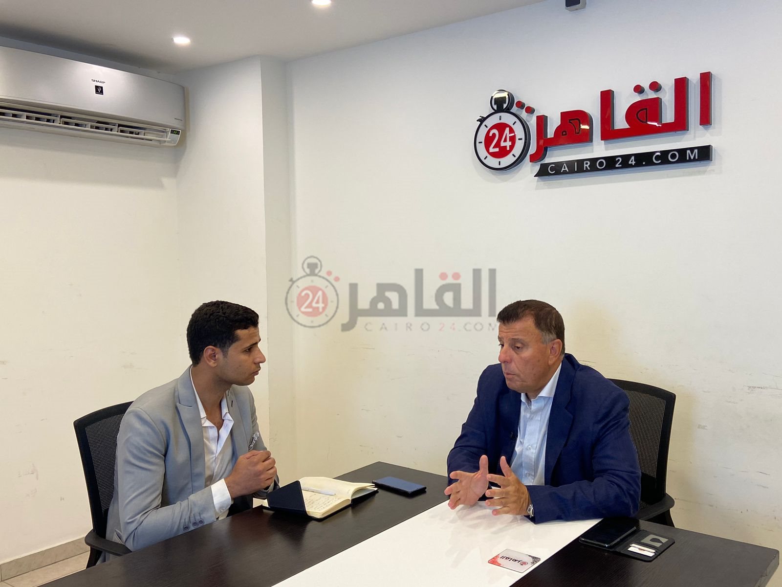 رئيس جامعة عين شمس في القاهرة 24