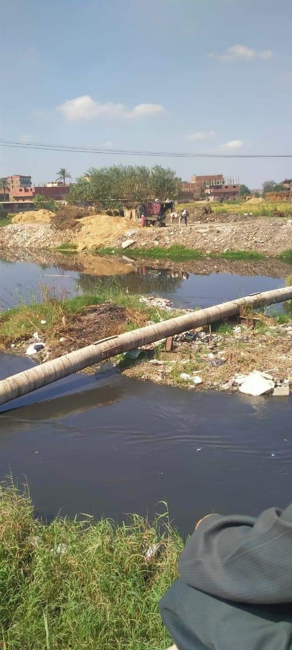 محاولات العثور على جثة الطفل 03