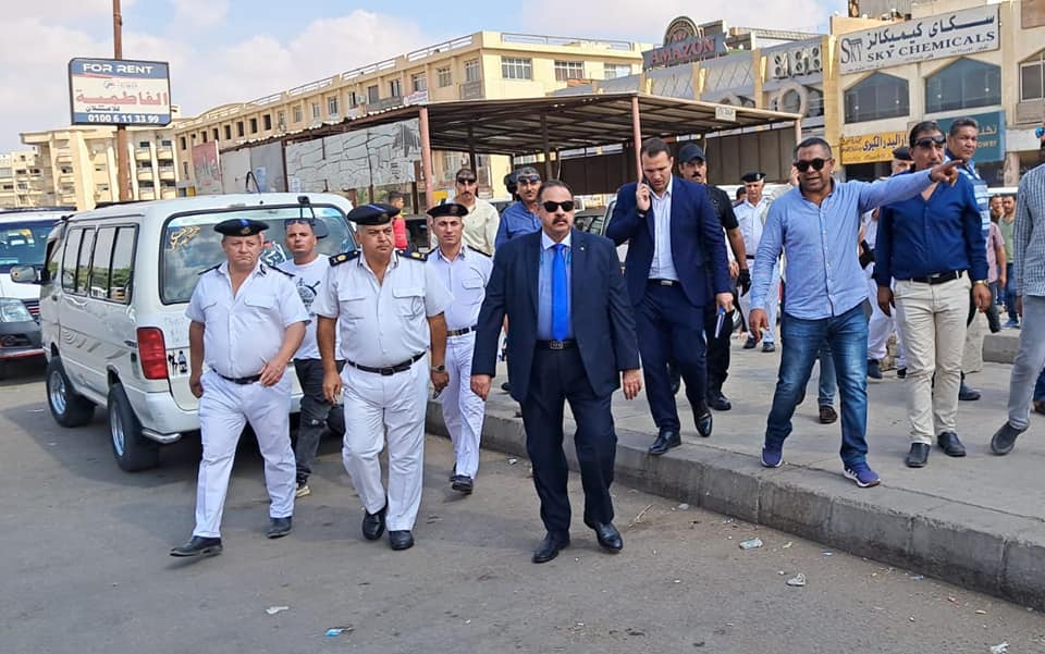مدير أمن الشرقية يقود حملة لرفع الإشغالات بالعاشر من رمضان 05
