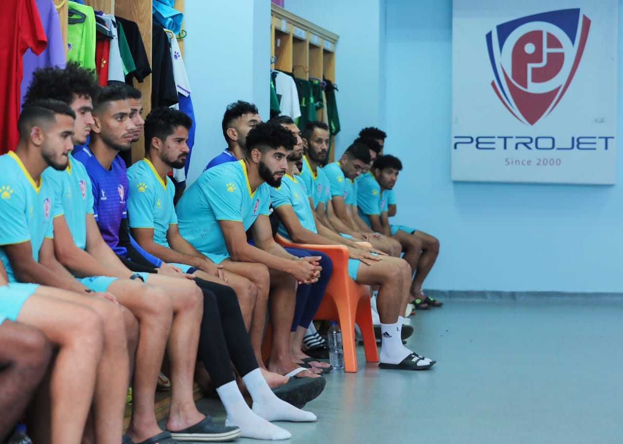 فريق بتروجيت (4)