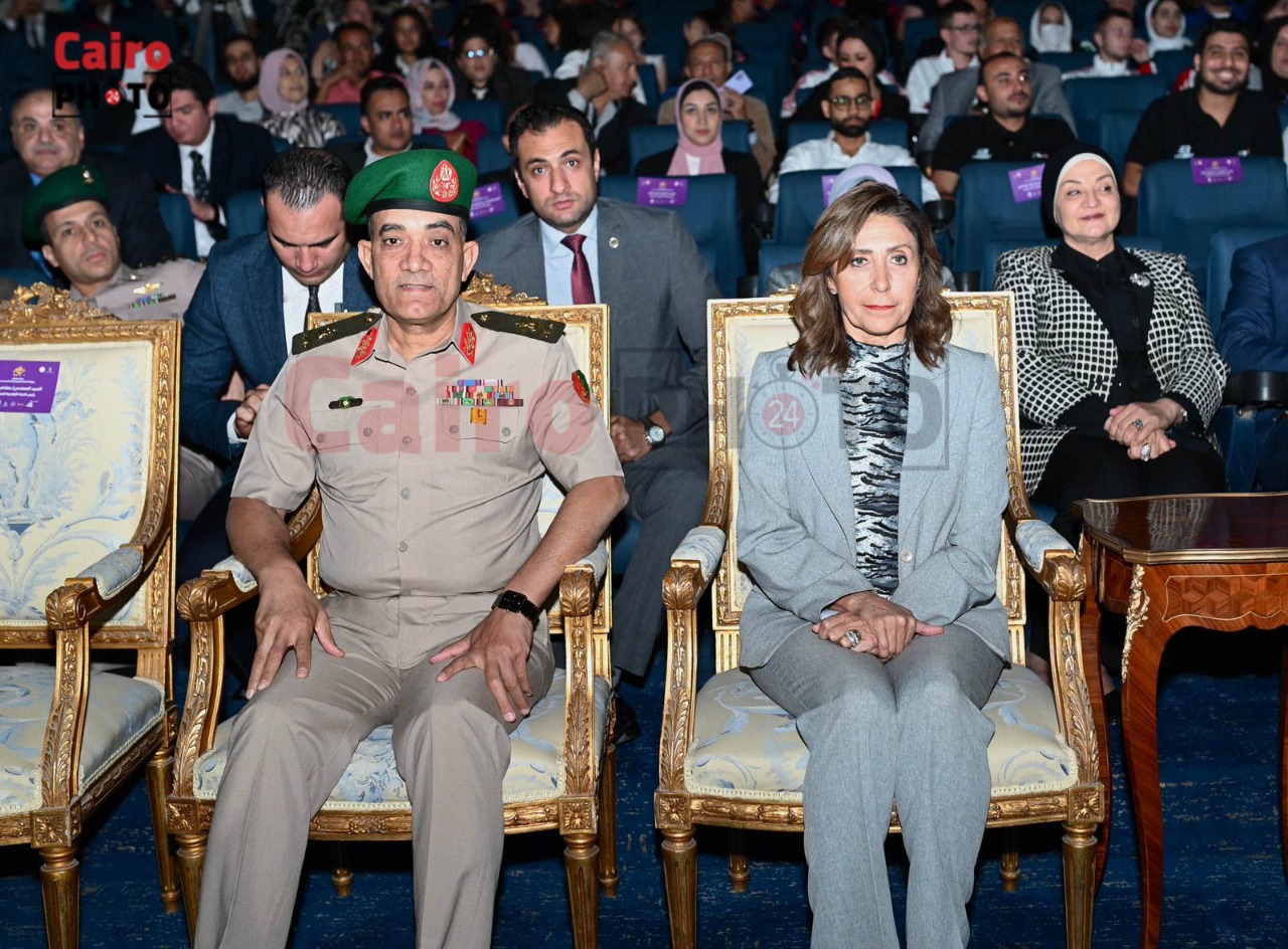 إنطلاق بطولة العالم لرماية المسدس والبندقية صور (2)