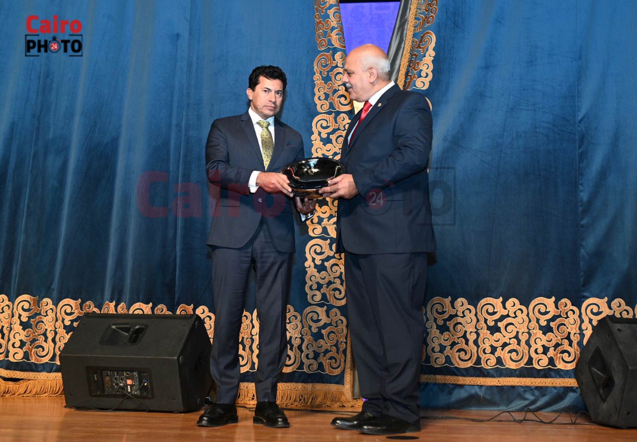 إنطلاق بطولة العالم لرماية المسدس والبندقية صور (26)