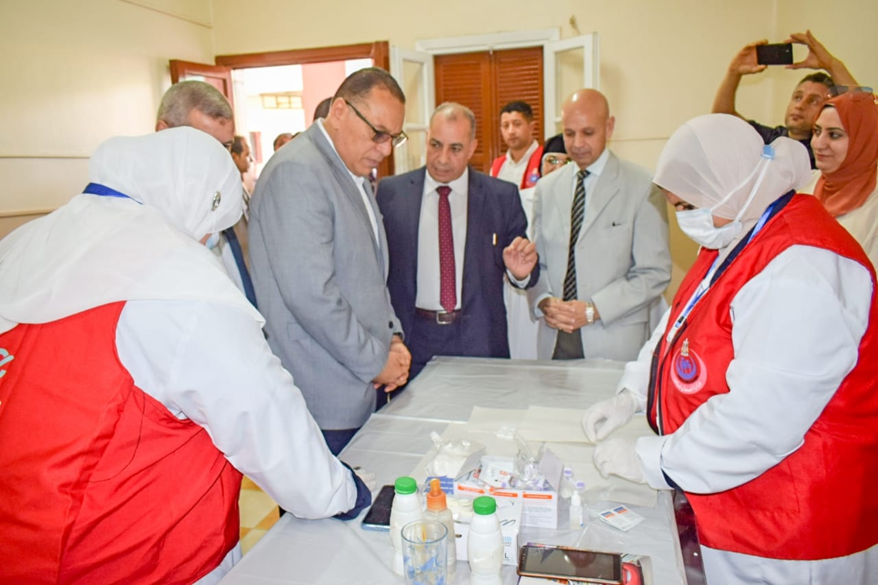 المبادرة الرئاسية للكشف عن فيروس سي لطلاب الصف الأول الإعدادي بالشرقية 06