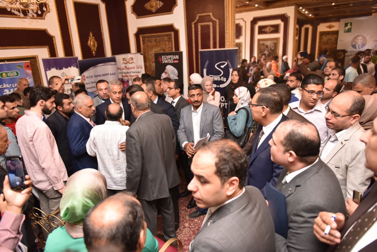 ملتقى توظيف العاشر من رمضان 03