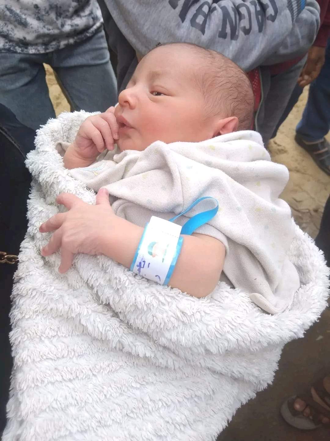 الطفل الرضيع 02