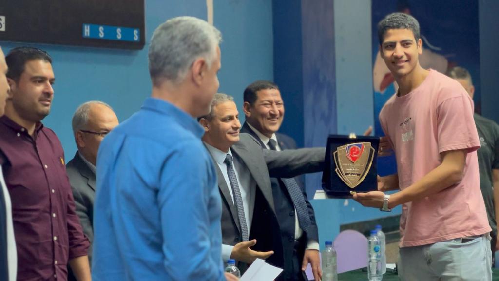 طائرة بتروجيت (1)