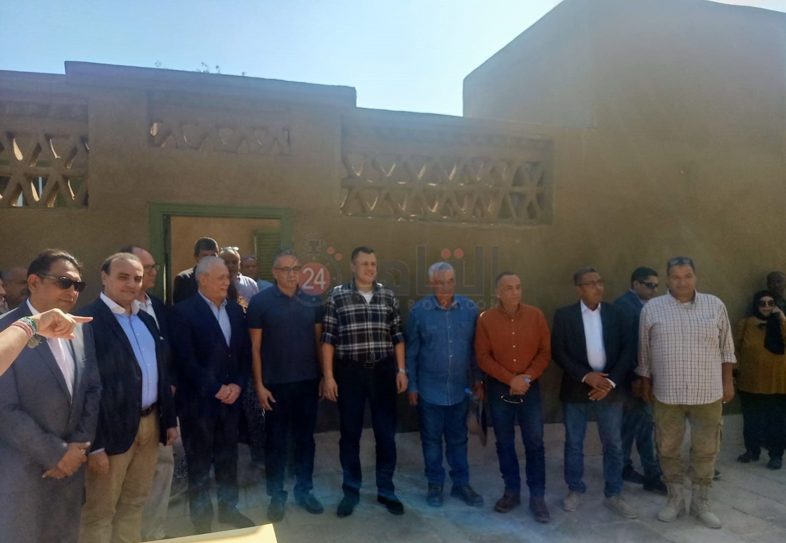 وزير الاثار مع سابقيه2