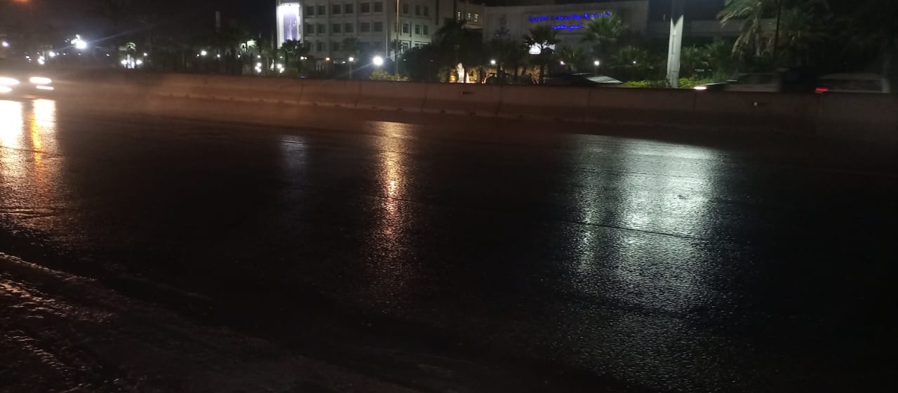 هطول أمطار خفيفة على وسط الإسكندرية 