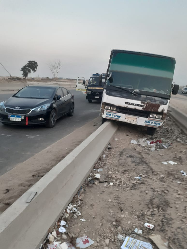 آثار الحادث 03