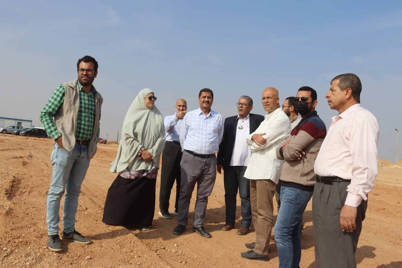 رئيس مدينة العاشر من رمضان خلال الجولة 06