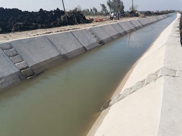 أعمال تأهيل وتبطين الترعة بالشرقية 01