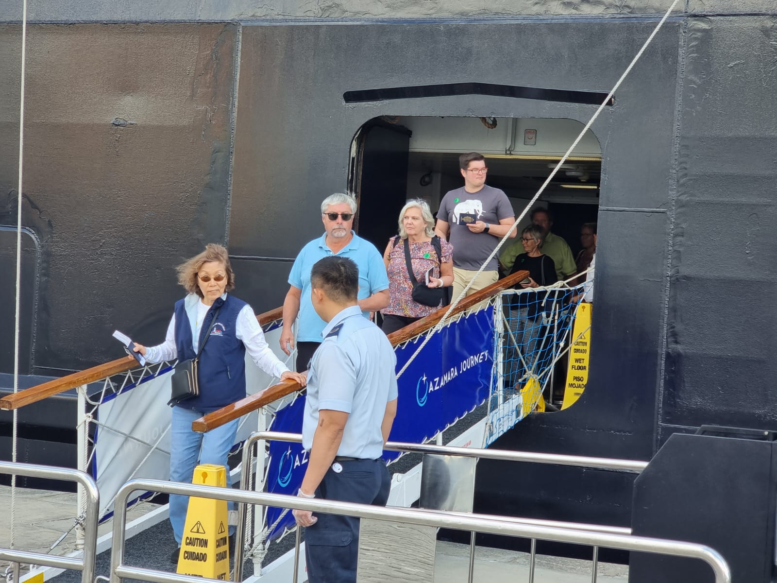 وصول فوج سياحي لميناء الإسكندرية 