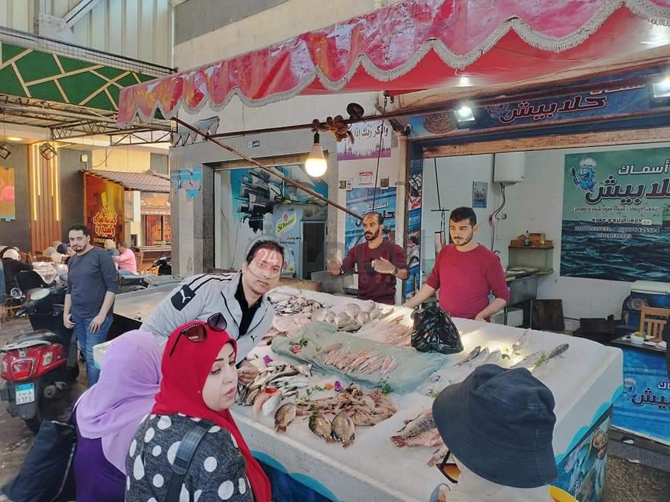 سوق الأسماك النموذجي ببورسعيد 5