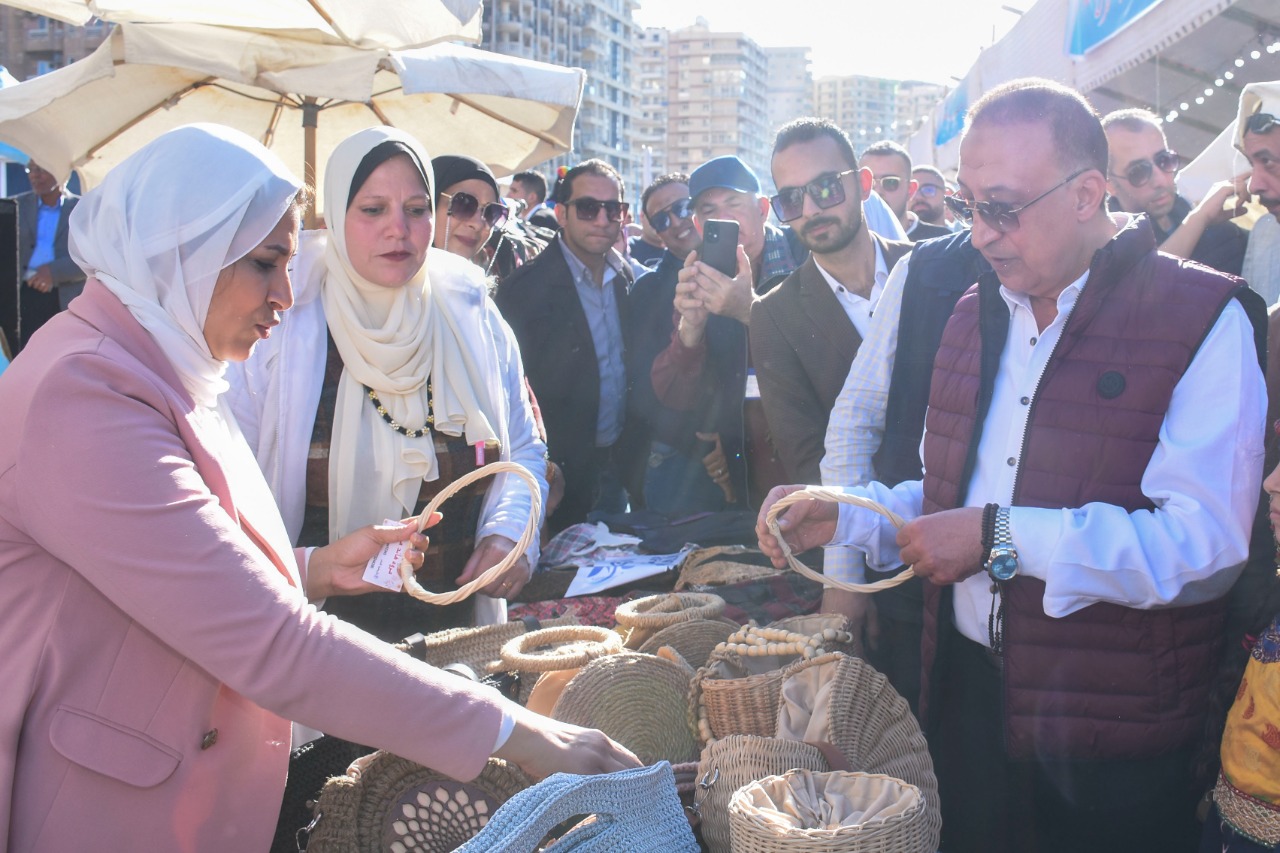 محافظ الإسكندرية