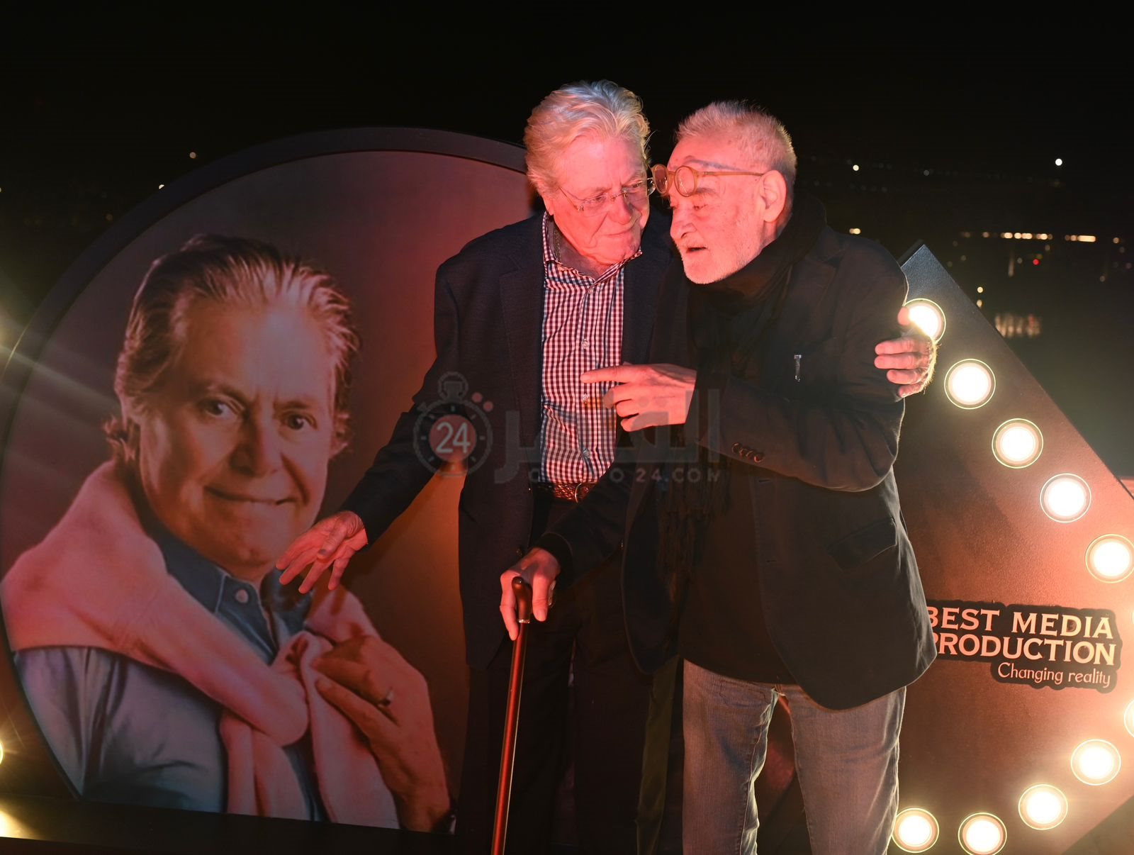 حسين فهمي والمخرج بيلا تار (5)