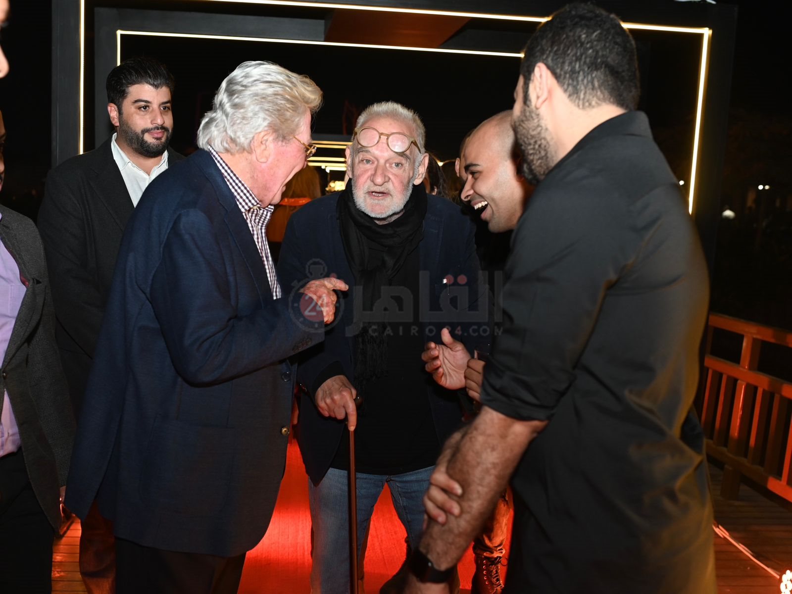 حسين فهمي والمخرج بيلا تار (6)