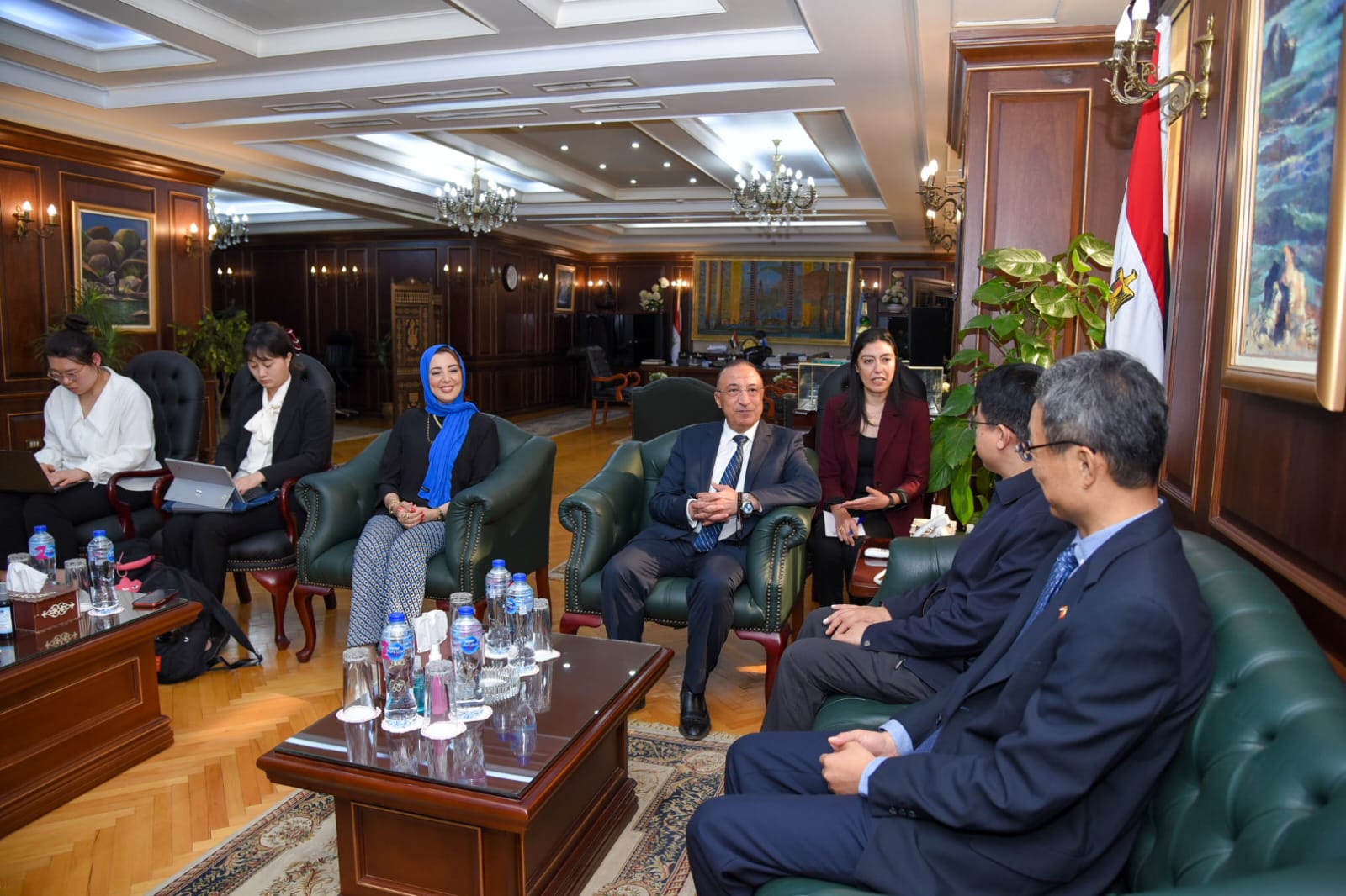 محافظ الإسكندرية يستقبل قنصل الصين