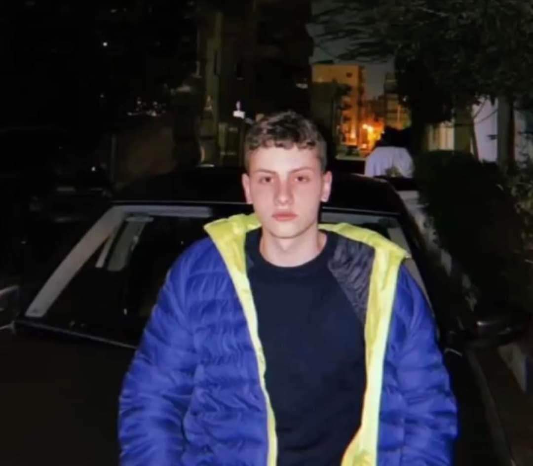 الشاب المتوفى