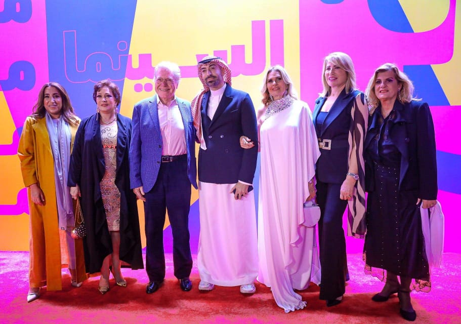 حسين فهمي يشهد العرض الخاص لفيلم خلي بالك من زوزو في مهرجان البحر الأحمر (7)