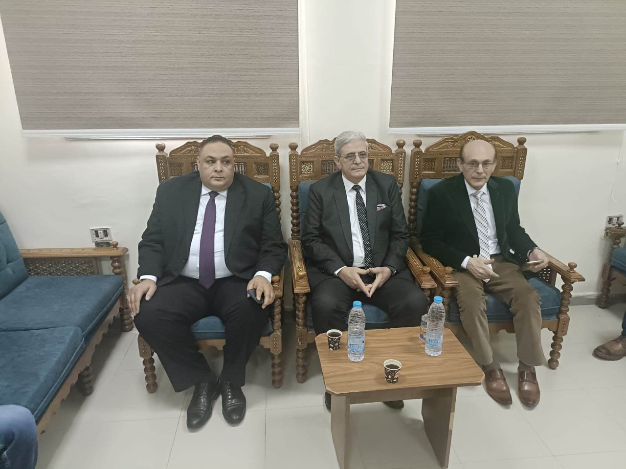 0F18B2BC-6B3A-4D75-B435-22983D193940