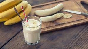 طريقة عمل سموثي الموز والشوكولاتة