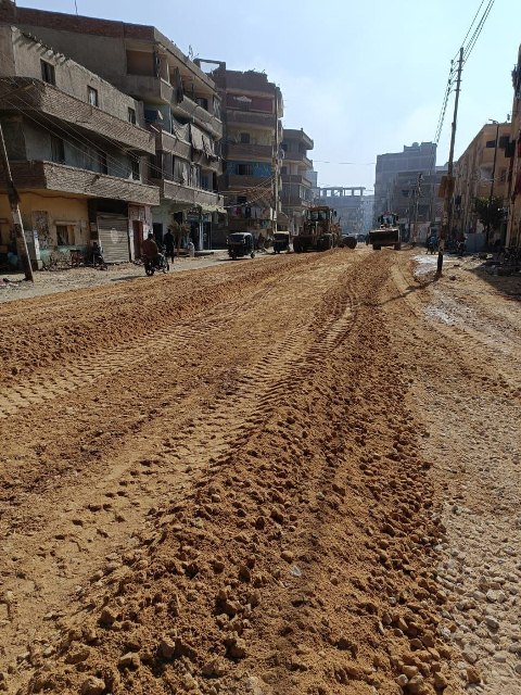 أعمال الرصف الجارية 02