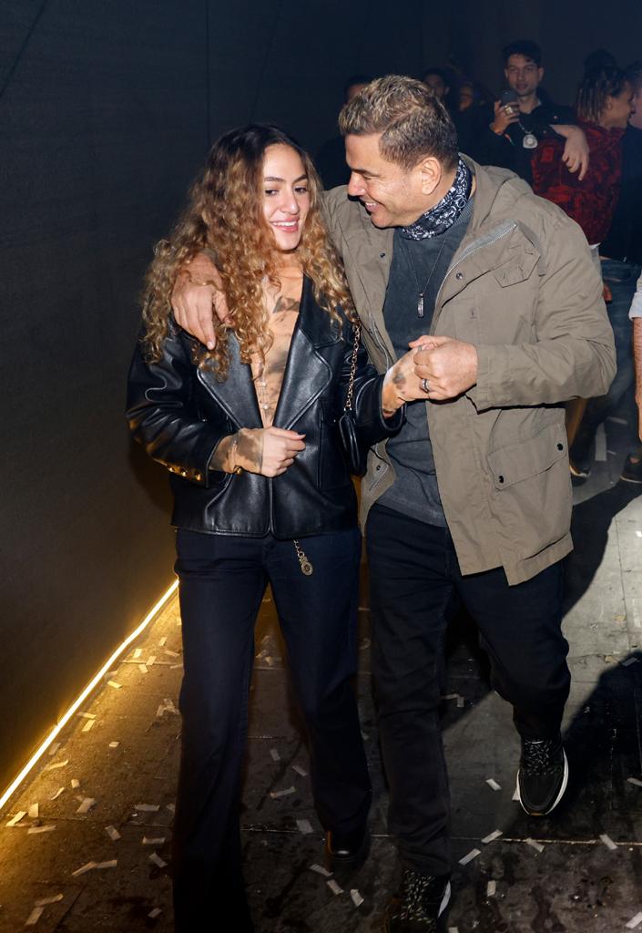 حفل عمرو دياب في مهرجان ميدل بيست بـ قطر (1)