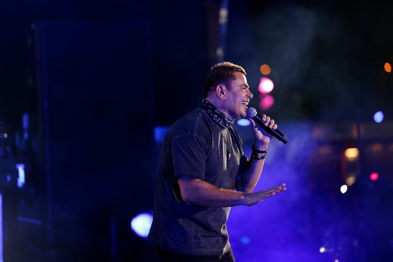 حفل عمرو دياب في مهرجان ميدل بيست بـ قطر (6)