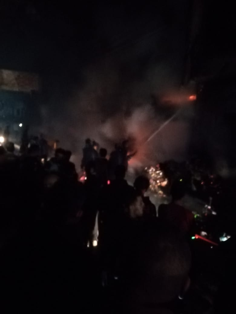 السيطرة على حريق بالشرقية 03