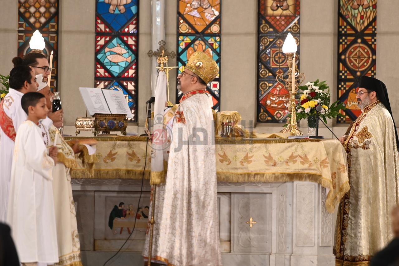 قداس عيد الميلاد المجيد بكاتدرائية السيدة العذراء للأقباط الكاثوليك (5)