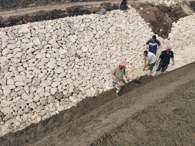 أعمال تأهيل ترعتي العشري وسنجها في كفر صقر 03