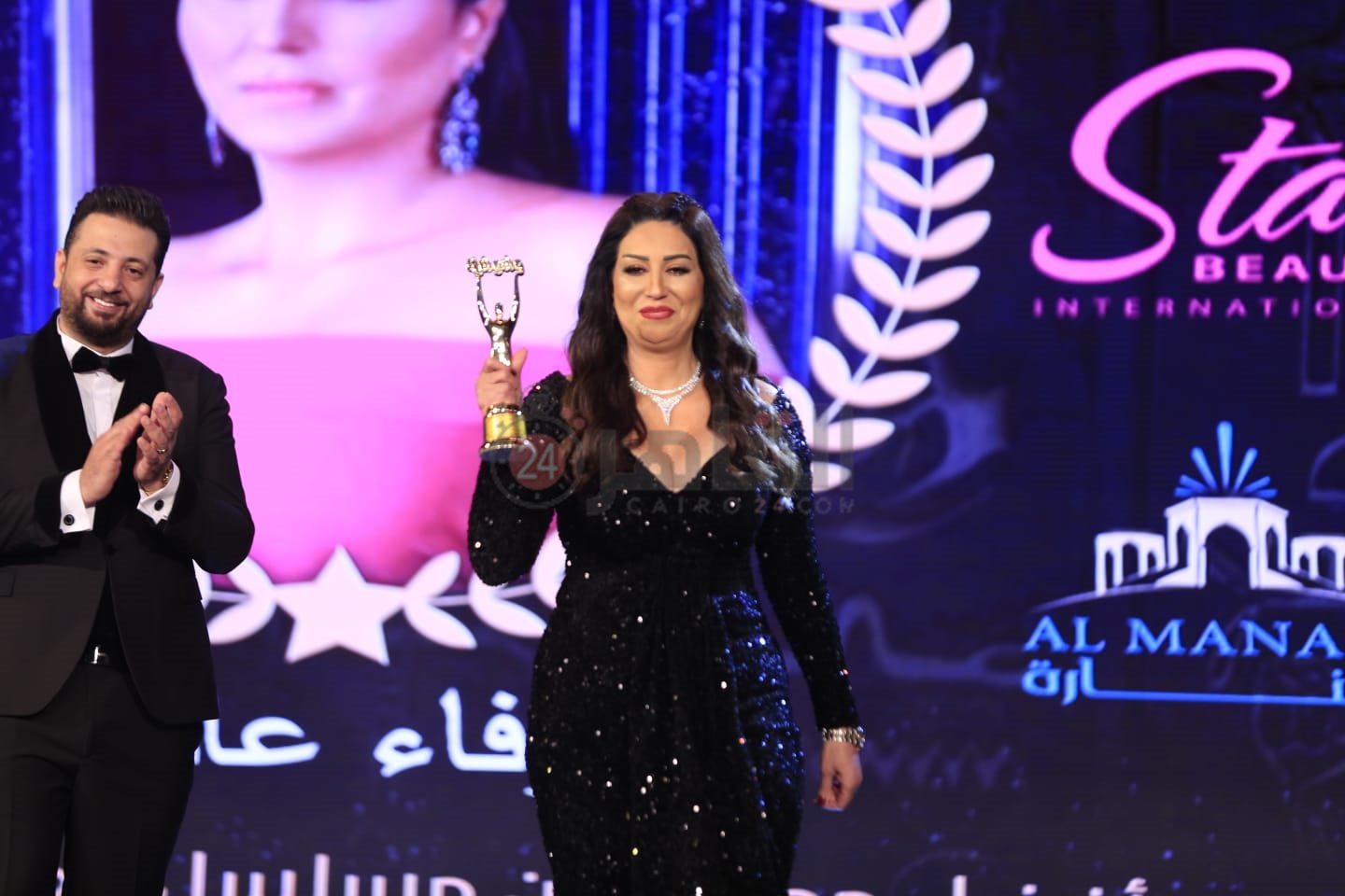 تكريم نجوم الفن في حفل توزيع جوائز وشوشة للأفضل 2022 (4)