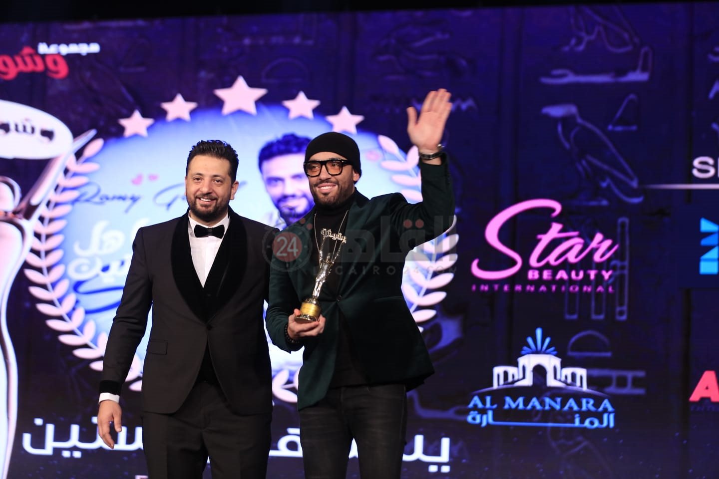 تكريم نجوم الفن في حفل توزيع جوائز وشوشة للأفضل 2022 (6)